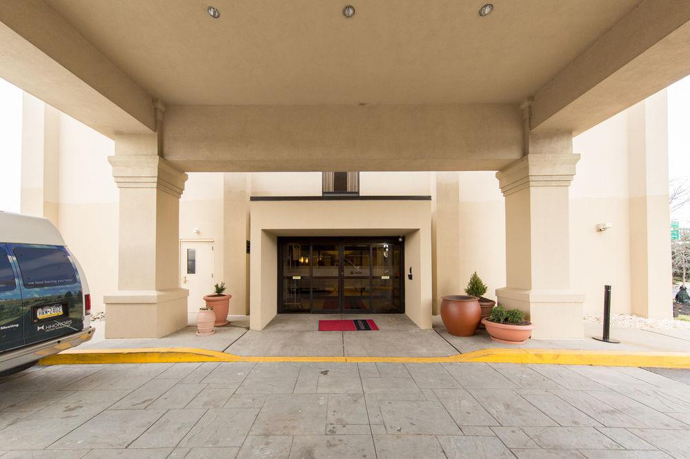 Hampton Inn Plymouth Meeting Exteriör bild