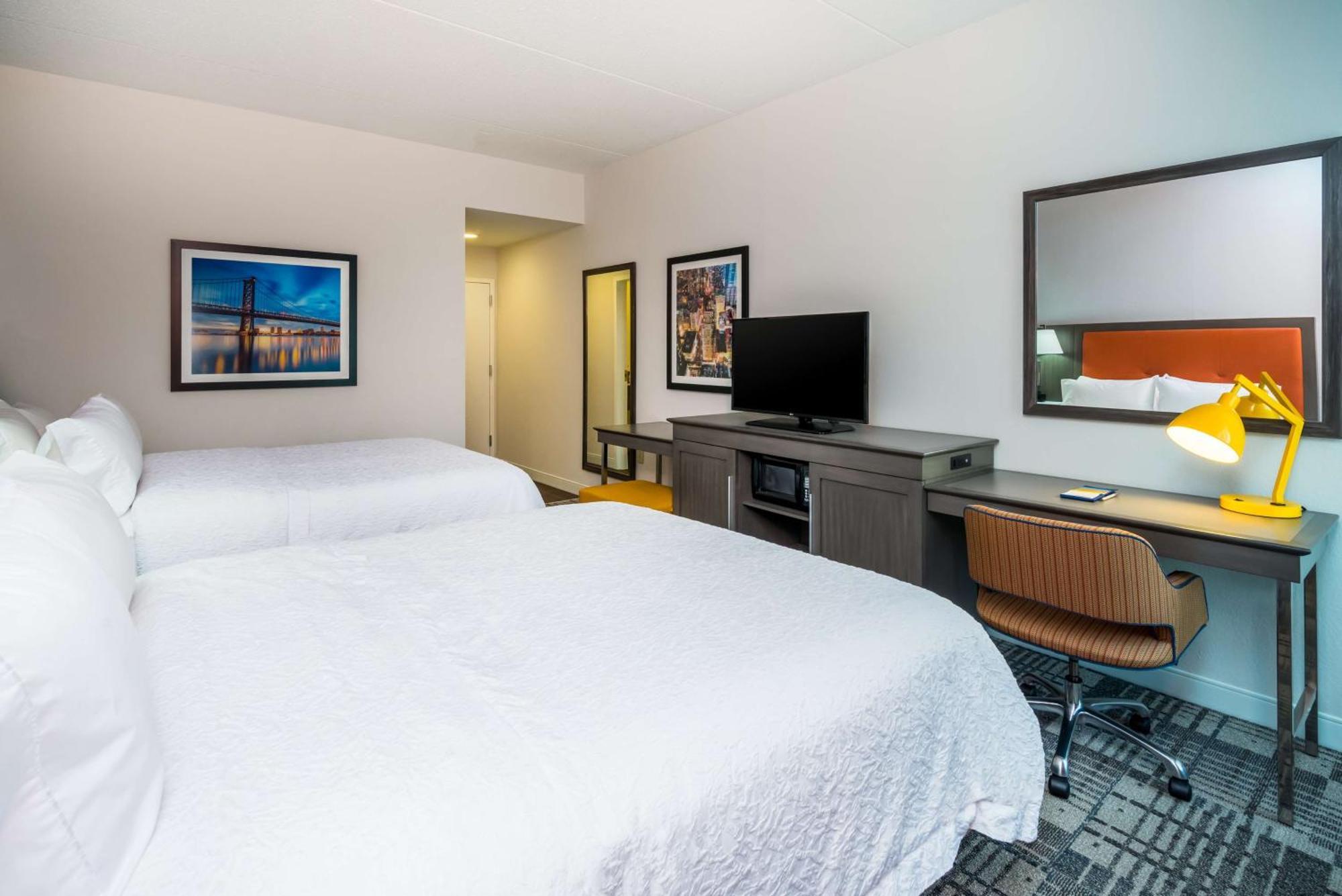 Hampton Inn Plymouth Meeting Exteriör bild