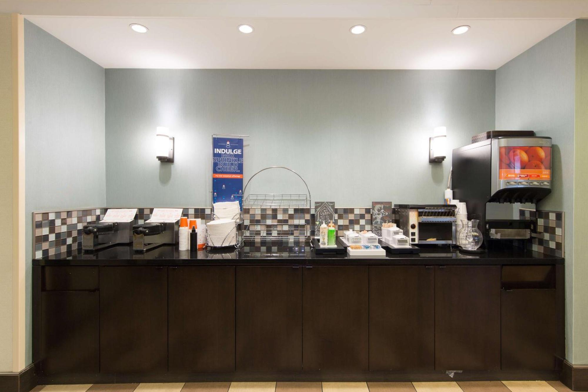 Hampton Inn Plymouth Meeting Exteriör bild