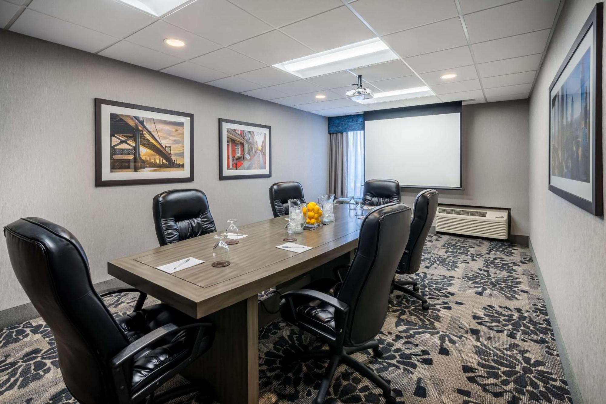 Hampton Inn Plymouth Meeting Exteriör bild